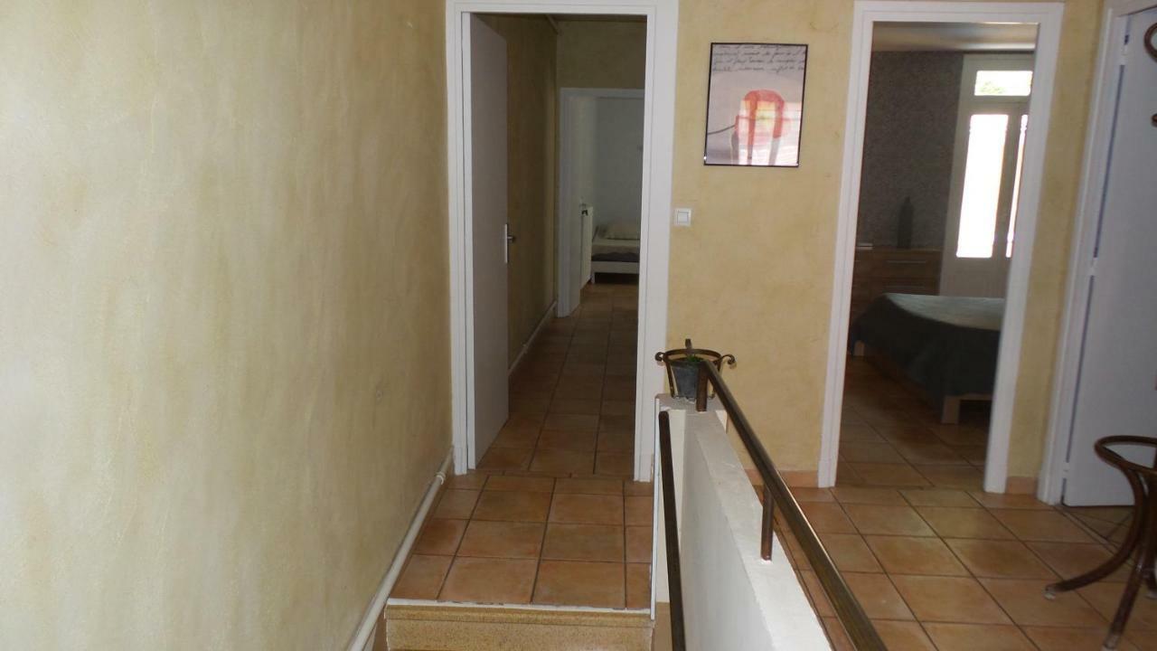Spacieux Logement Face A La Cite Medievale Carcassonne Ngoại thất bức ảnh
